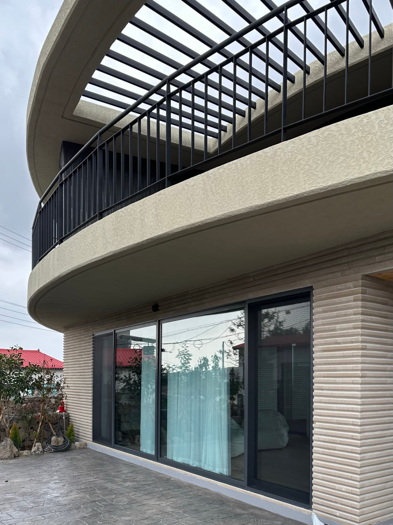 유수암리 신축 고급주택 및 팬션 — 제주 (2026) · 시공사례 #13